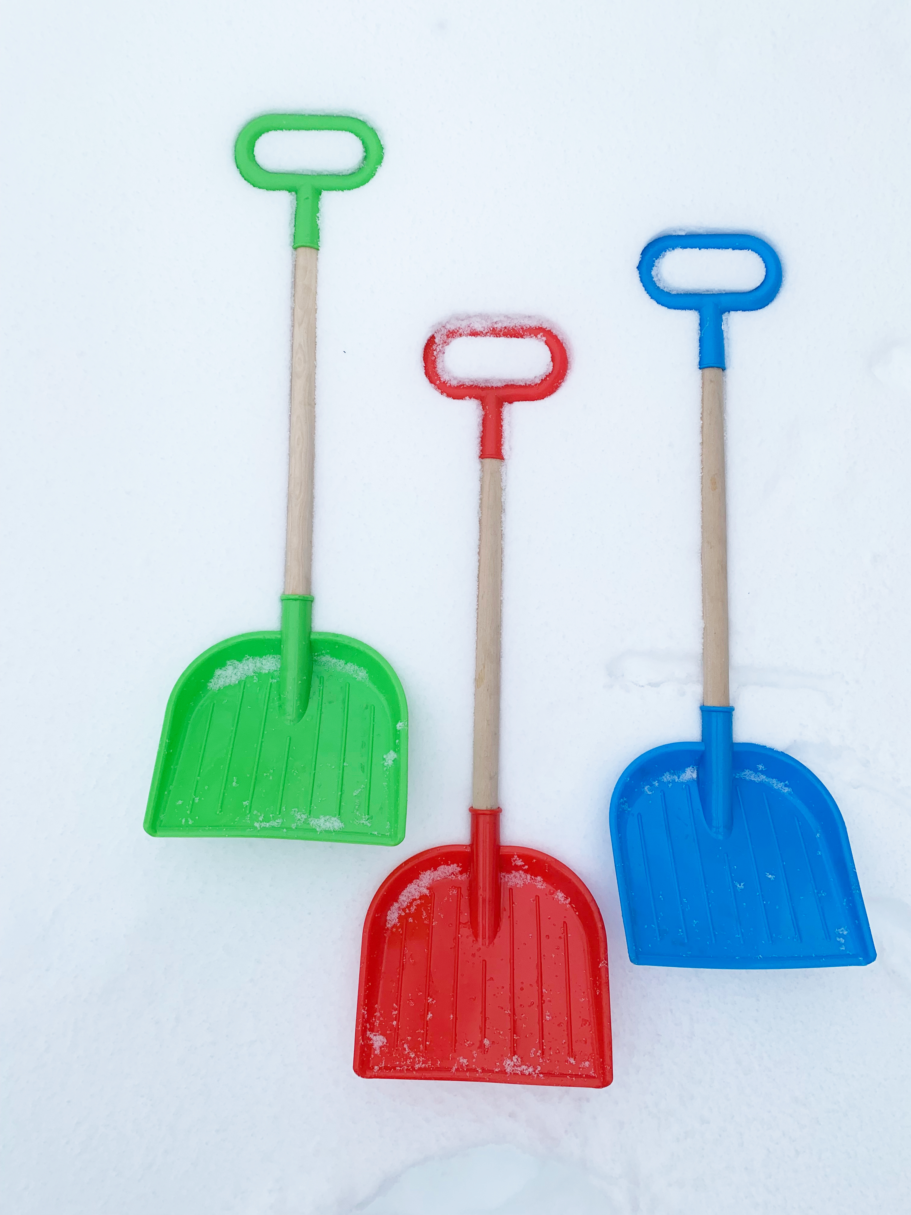 Детские лопаты снеговые