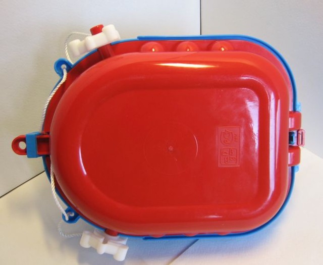 Игрушечный кораблик детский купить в интернет магазине.