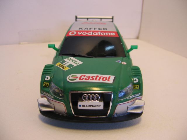 Радиоуправляемая машинка игрушка AUDI A4 DTM