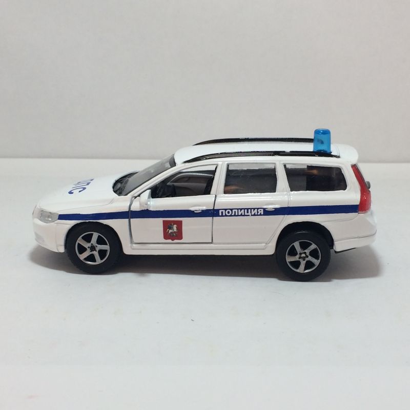 Машинка Volvo полиция