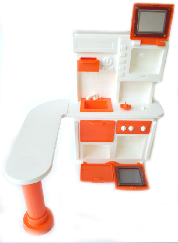 Набор кукольной мебели Кухня с игрушечным холодильником