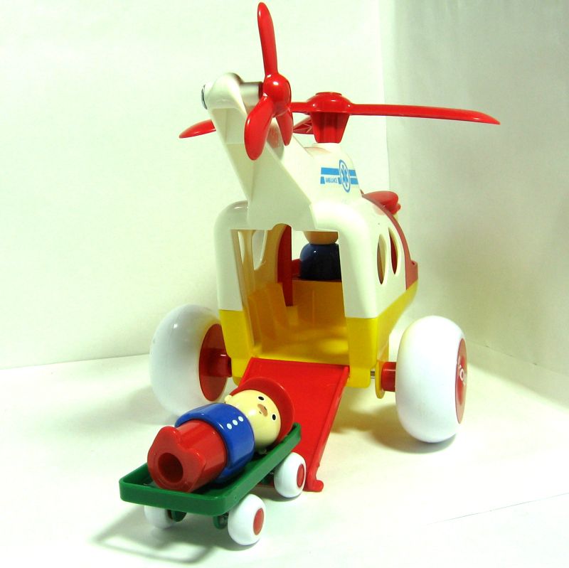 Вертолет для малышей скорая с 3-мя фигурками и носилками  Вертолет для малышей скорая с 3-мя фигурками и носилками