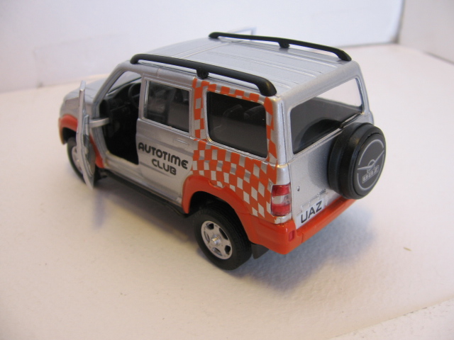 Машинка UAZ Patriot  4х4