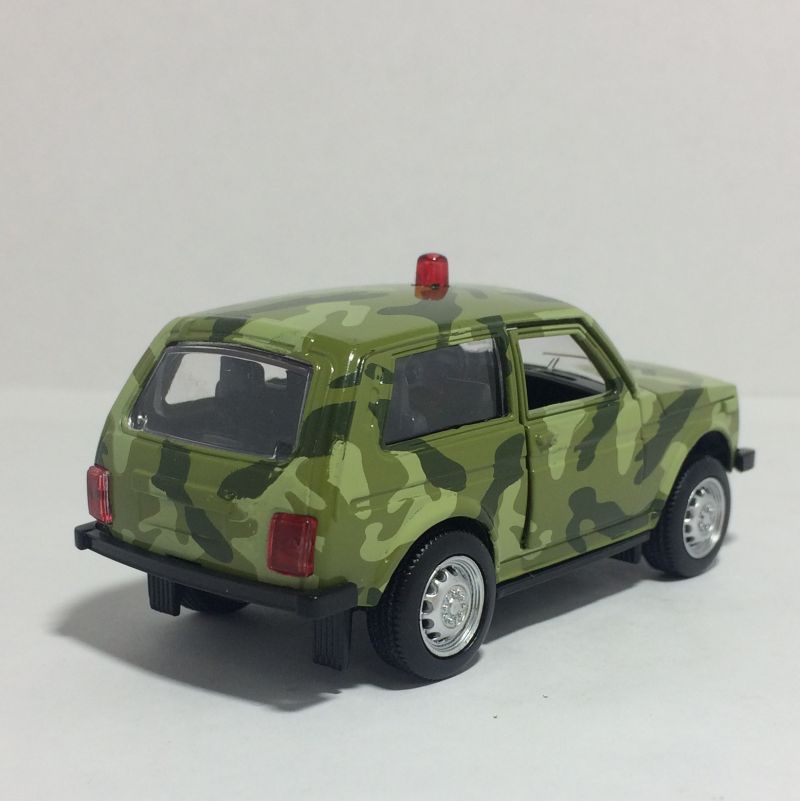 Игрушечная военная нива 