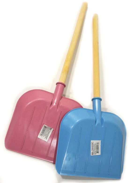 Лопатка пластмассовая с деревянной ручкой. Лопата с деревянным черенком