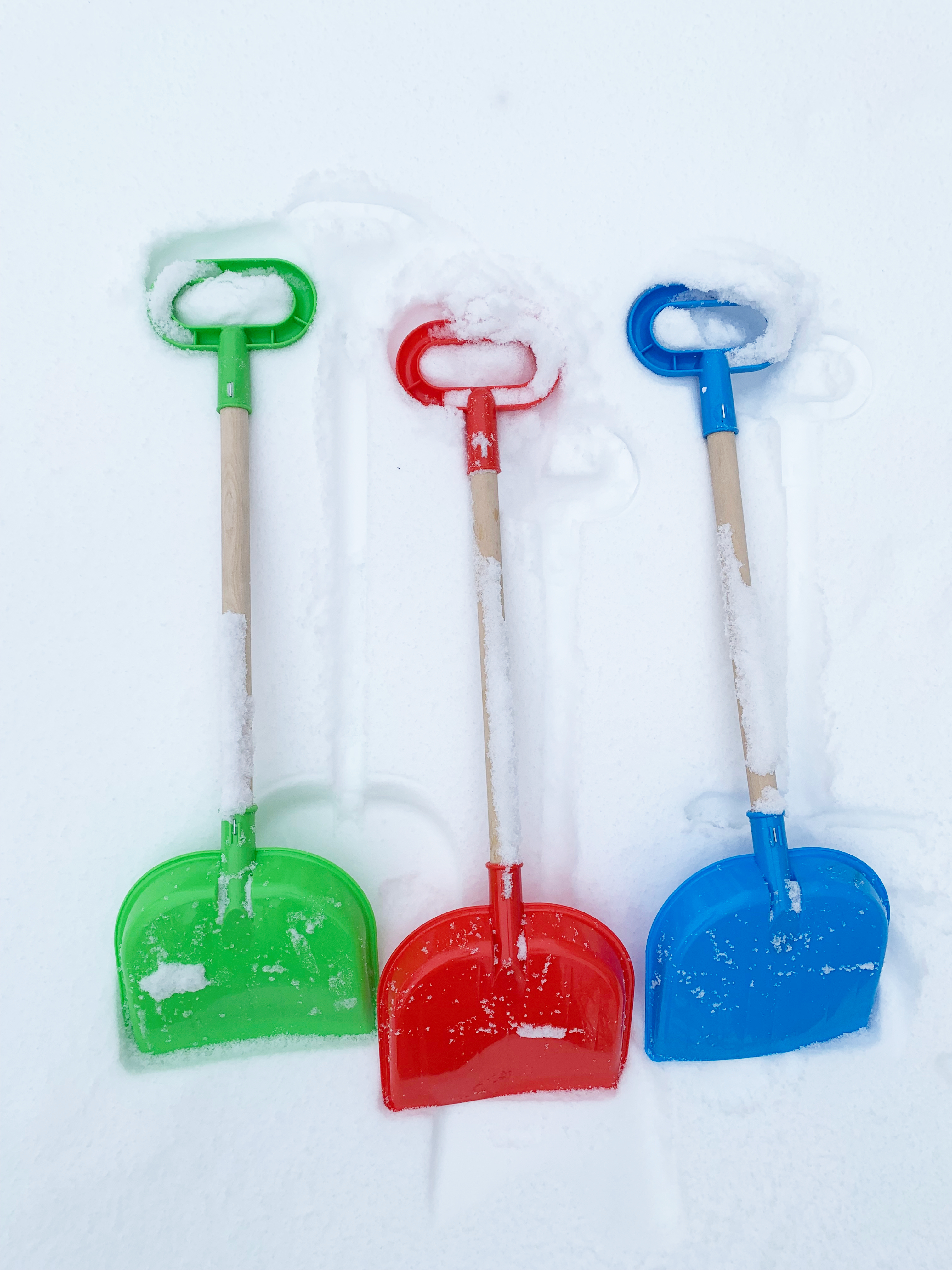 Детские лопаты снеговые