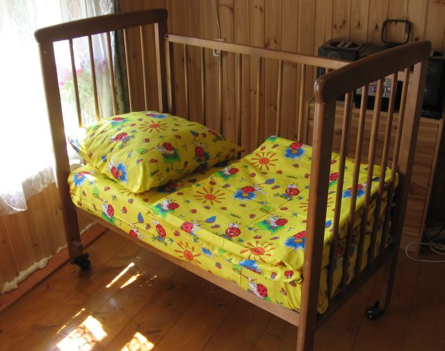 Детское постельное белье в кроватку:  Божья коровка