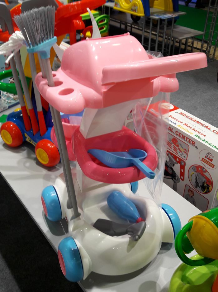 Детский набор для уборки на тележке Помощница-4