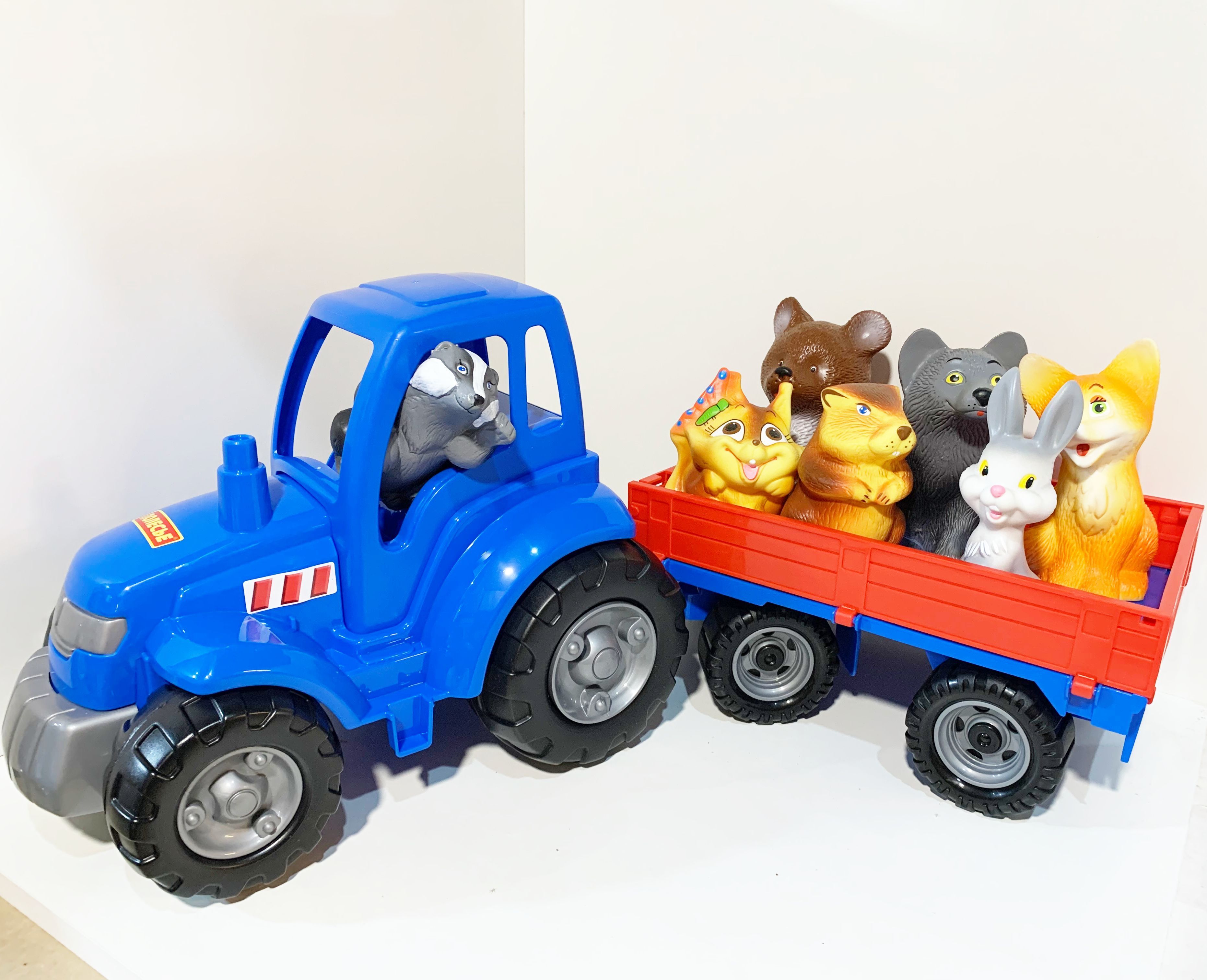 Большой синий трактор 68 см с прицепом и 7-ю фигурками крупных животных русского леса