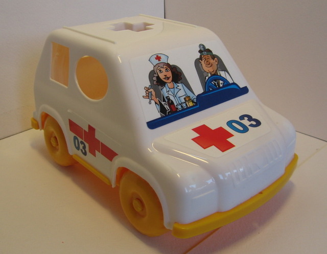 Машинка сортер обучающая.