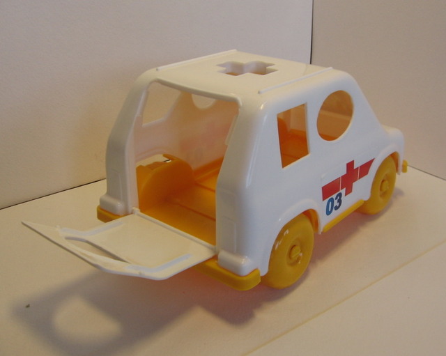 Машинка сортер обучающая.