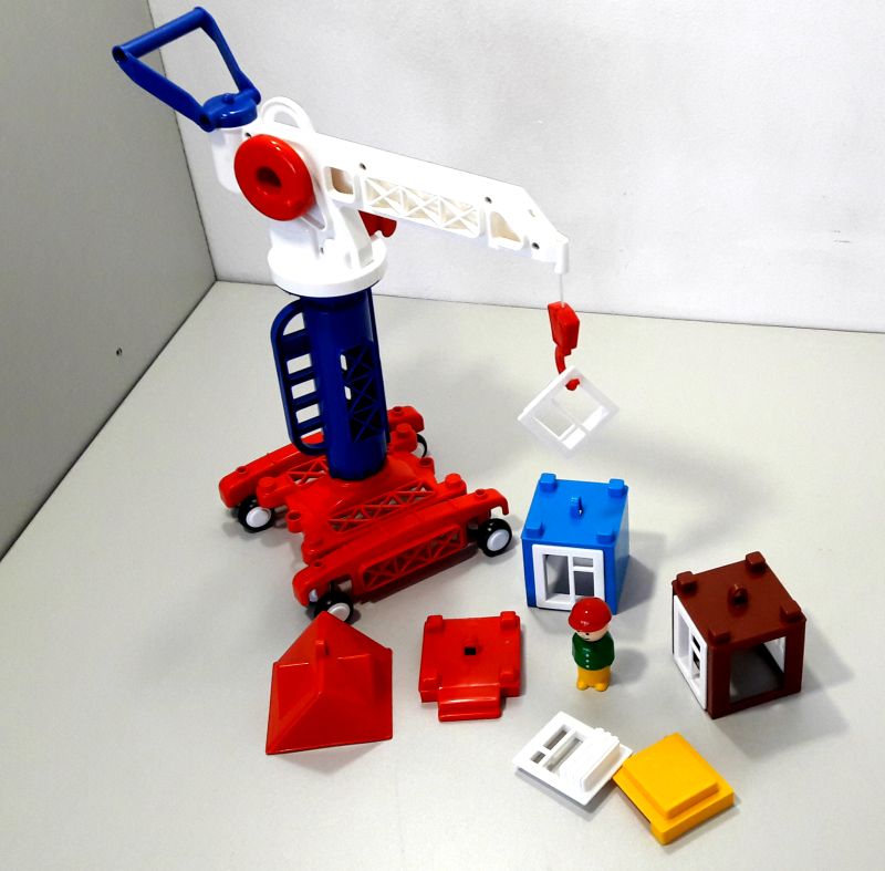 Детский кран и конструктор Строим дом