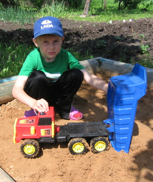 Детский самосвал КРАЗ