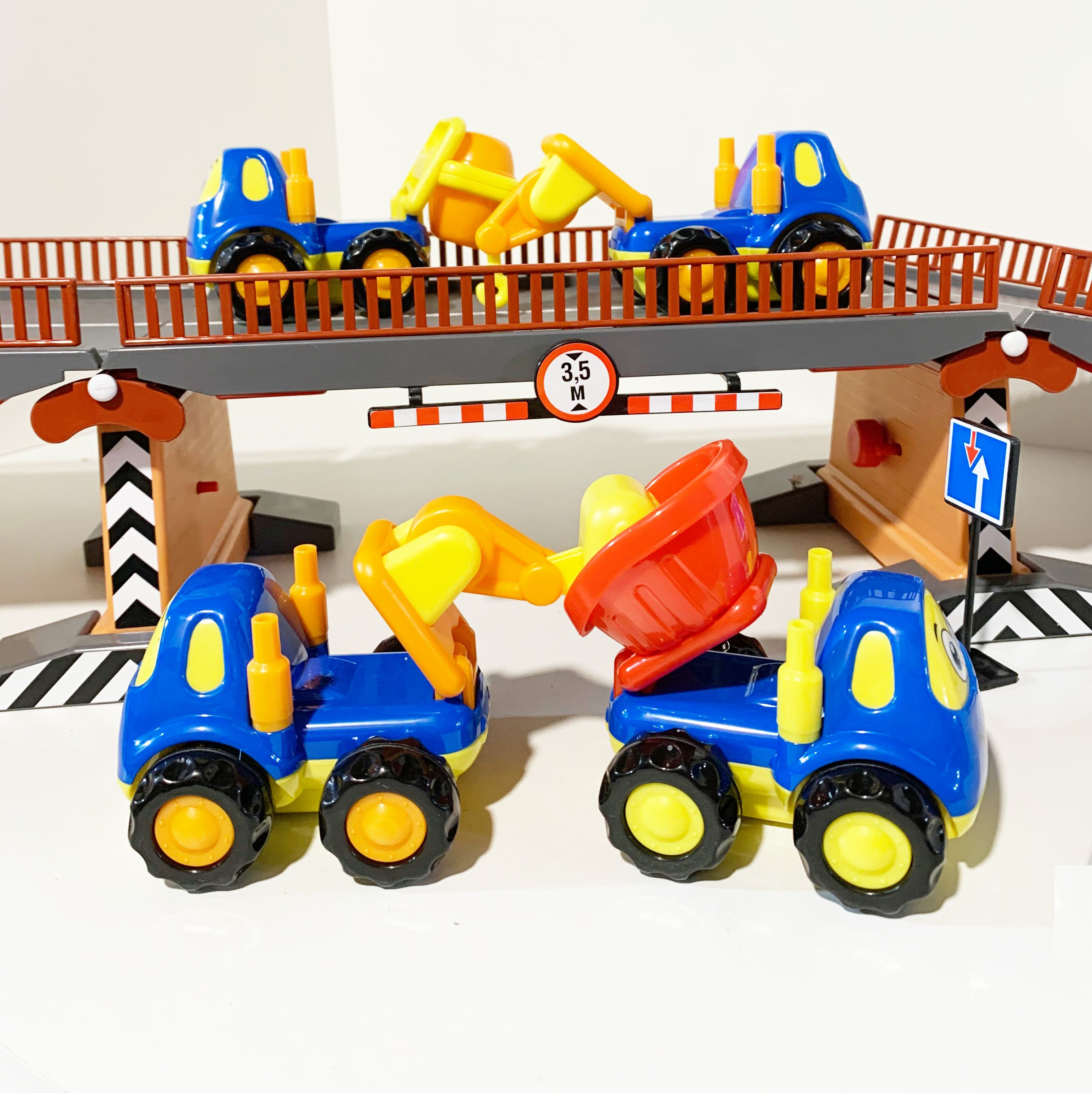 Набор 4 шт. инерционных машинок для малышей Патрик самосвал, погрузчик, бетоновоз, эвакуатор