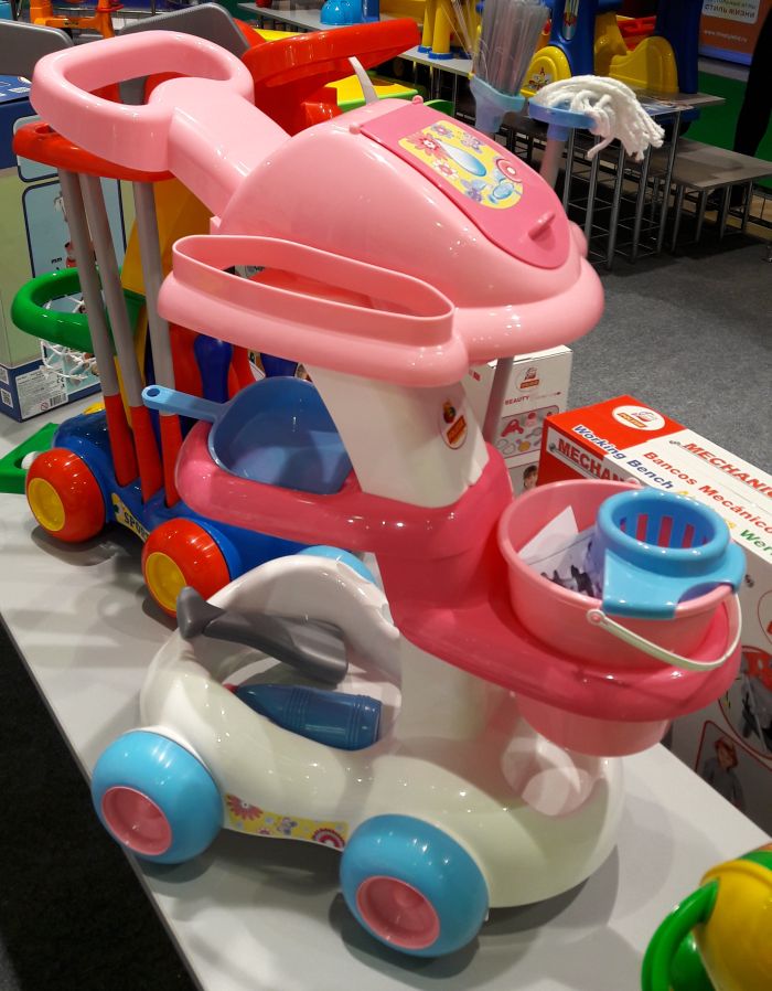 Детский набор для уборки на тележке Помощница-4