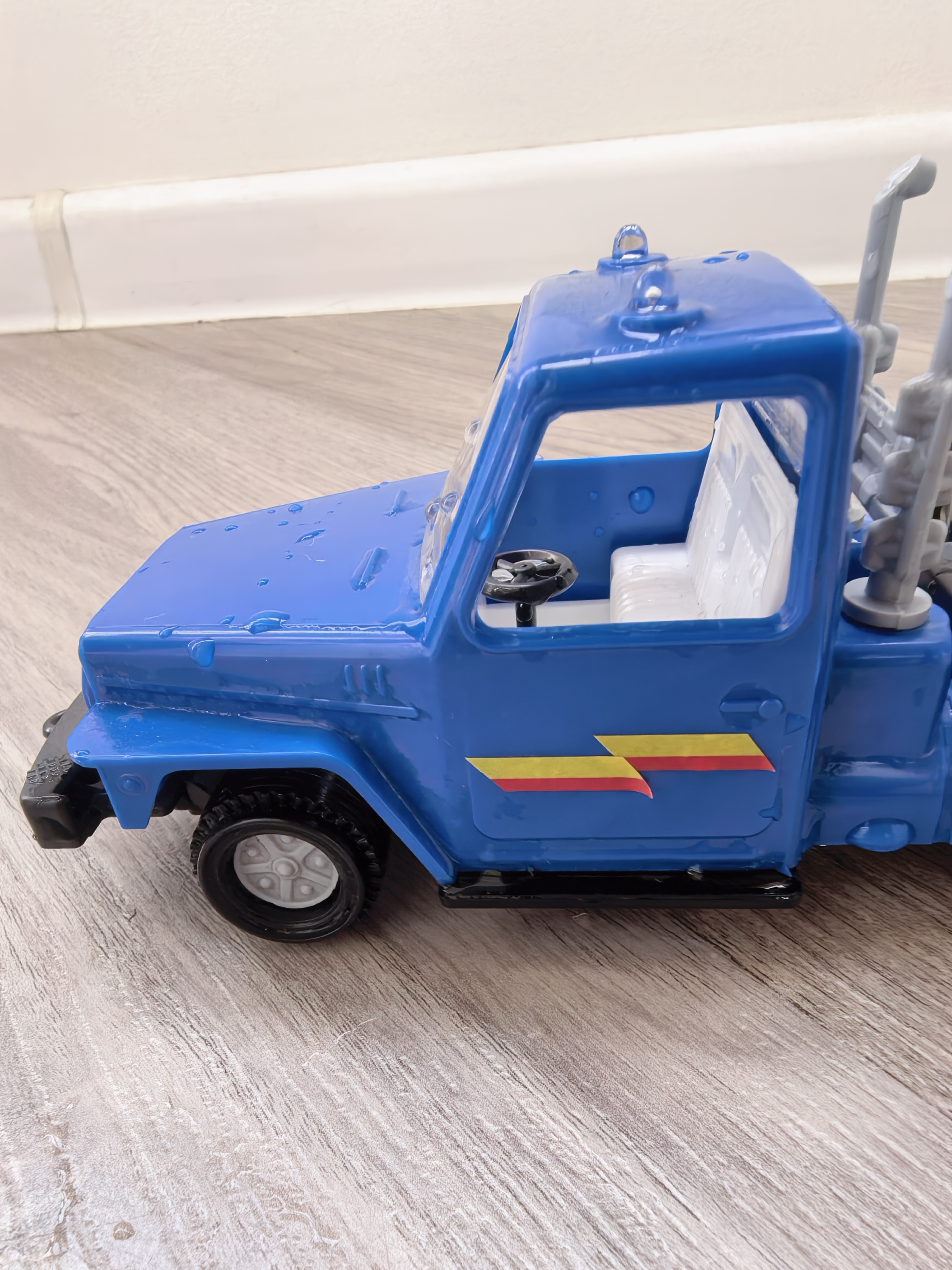 Игрушка автофургон фура  - 30 см