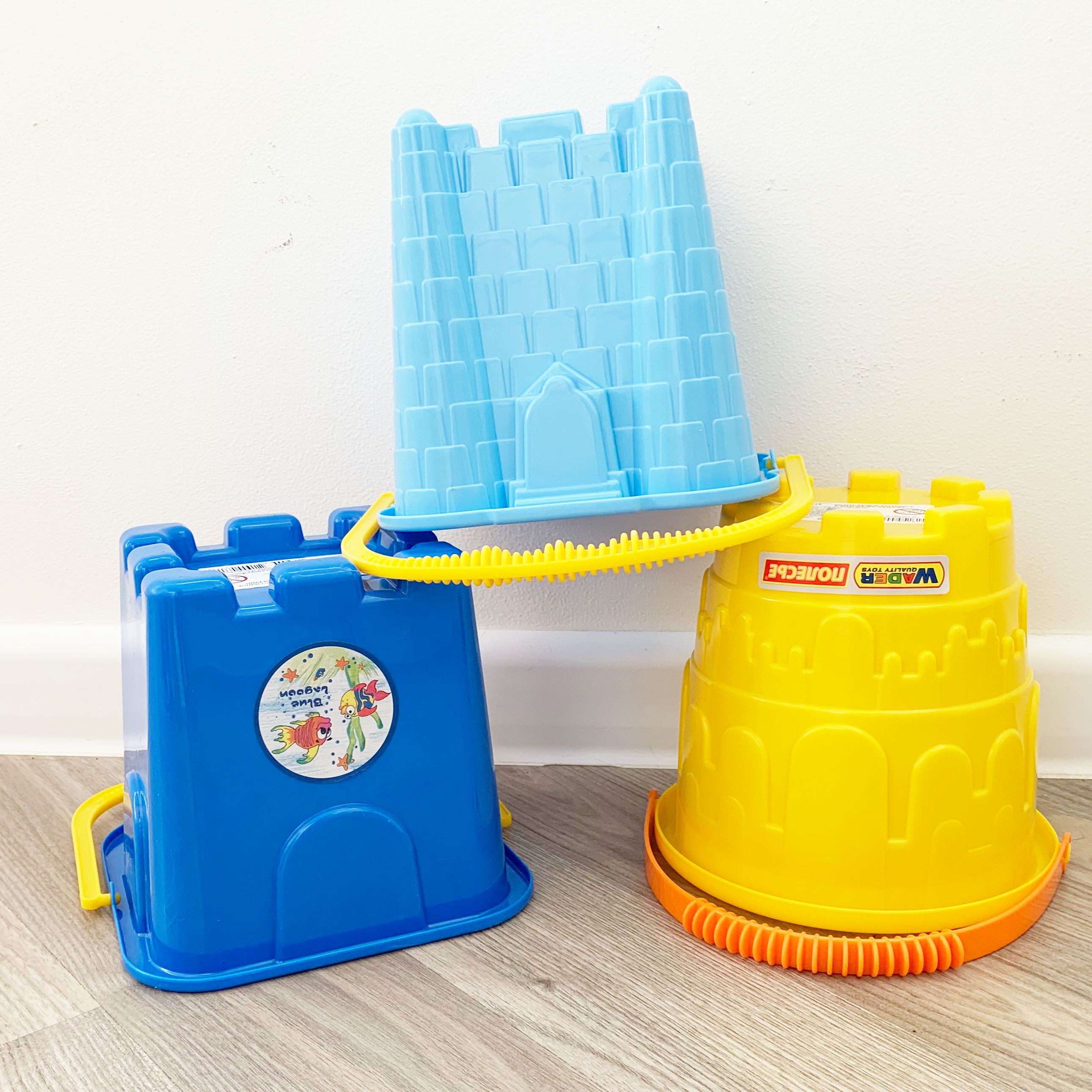 Набор 3 шт. разных детских пластмассовых ведерок Замок, Крепость, Башня  Полесье