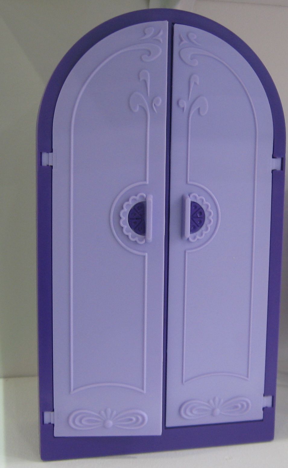 Кукольный шкаф Конфетти Кукольный шкаф Конфетти