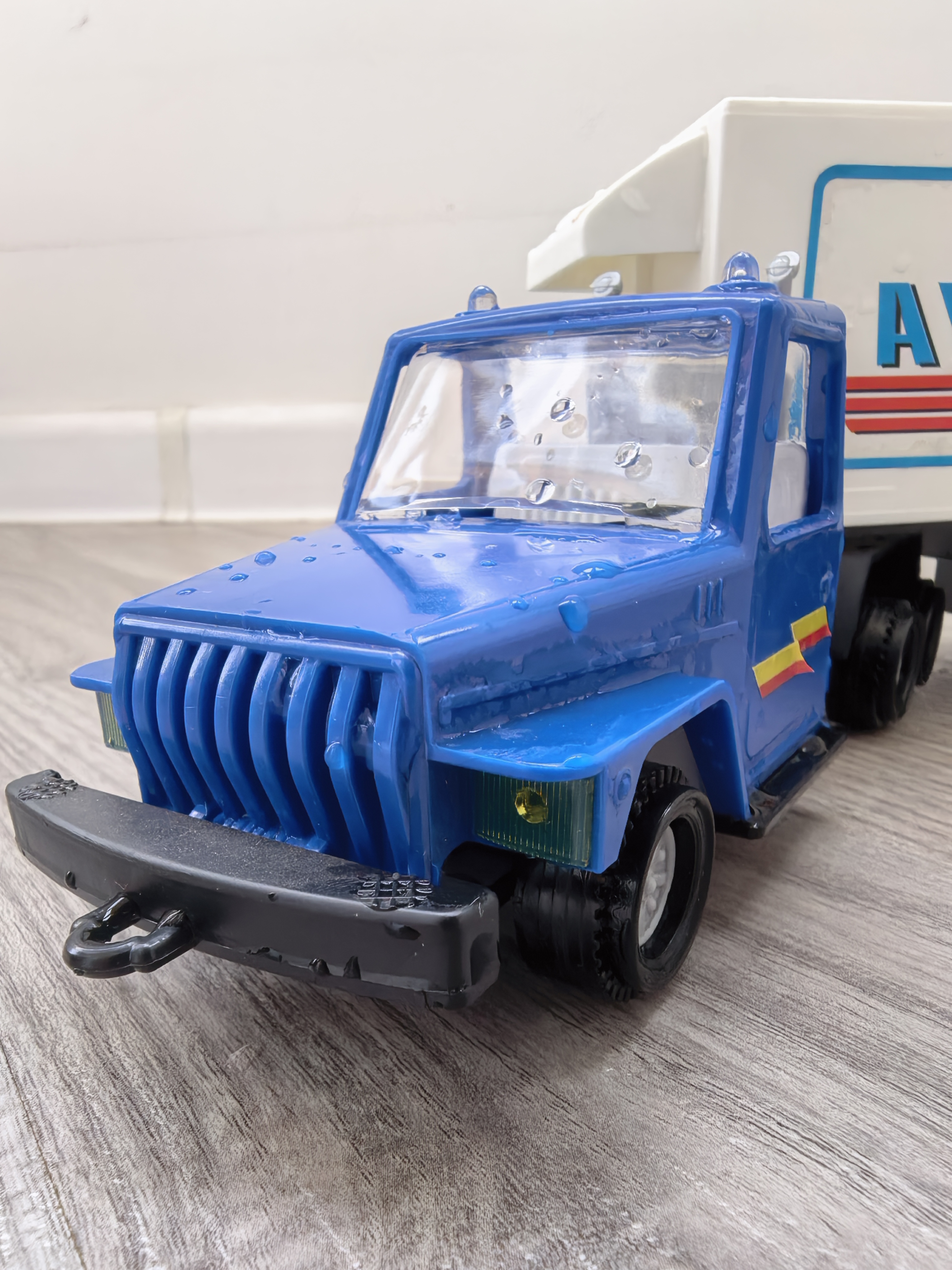 Игрушка автофургон фура  - 30 см
