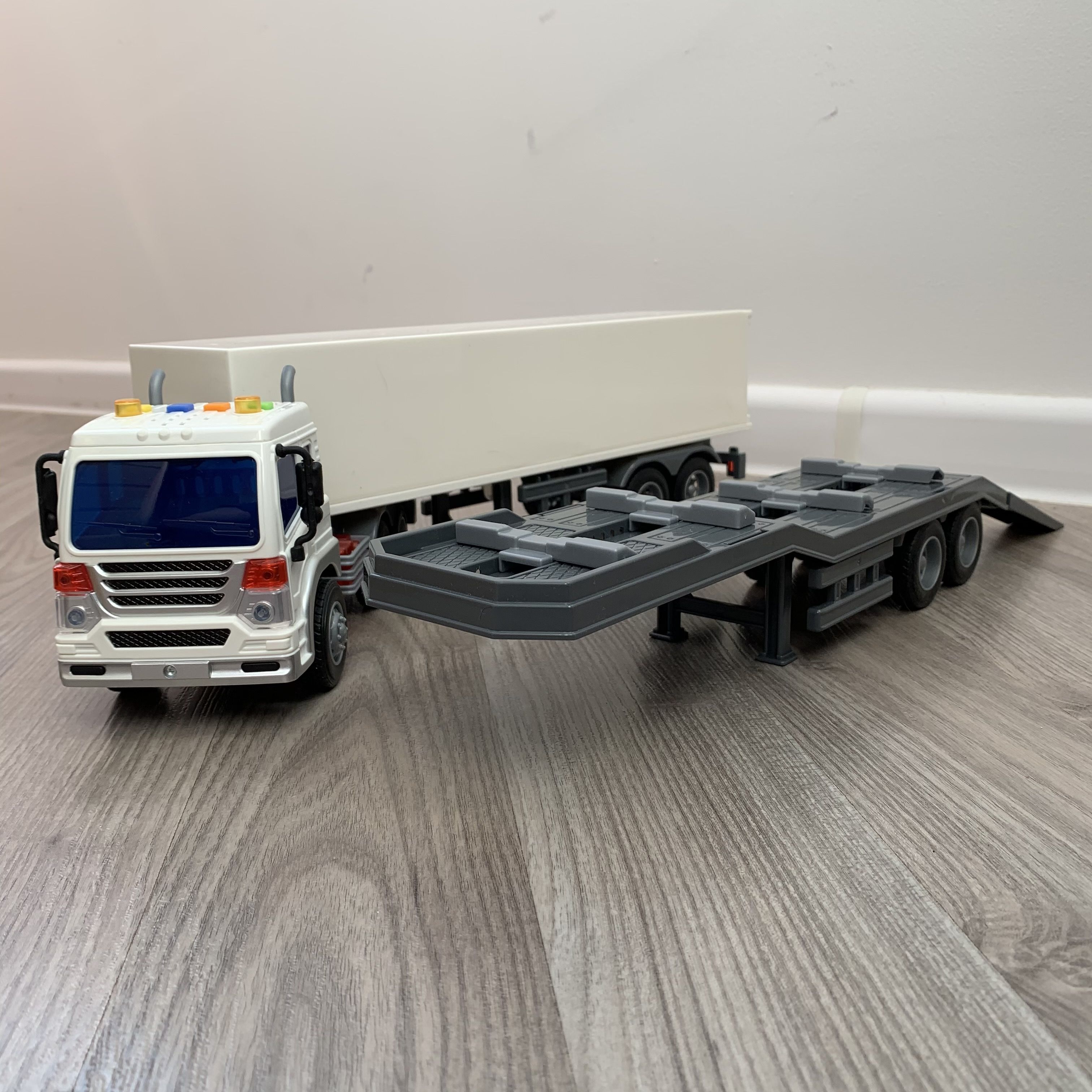 Машинка фура 47 см + платформа автовоза