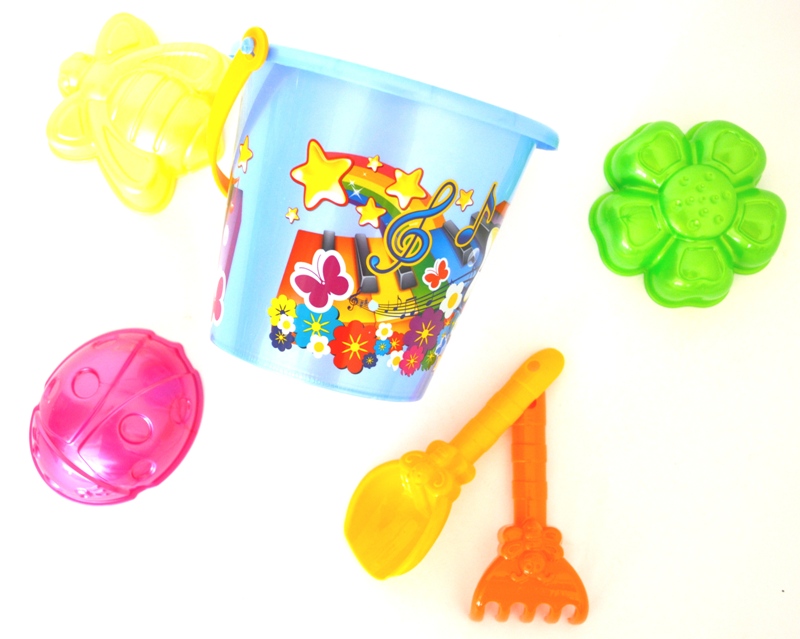 Детское ведерко в наборе с формочками