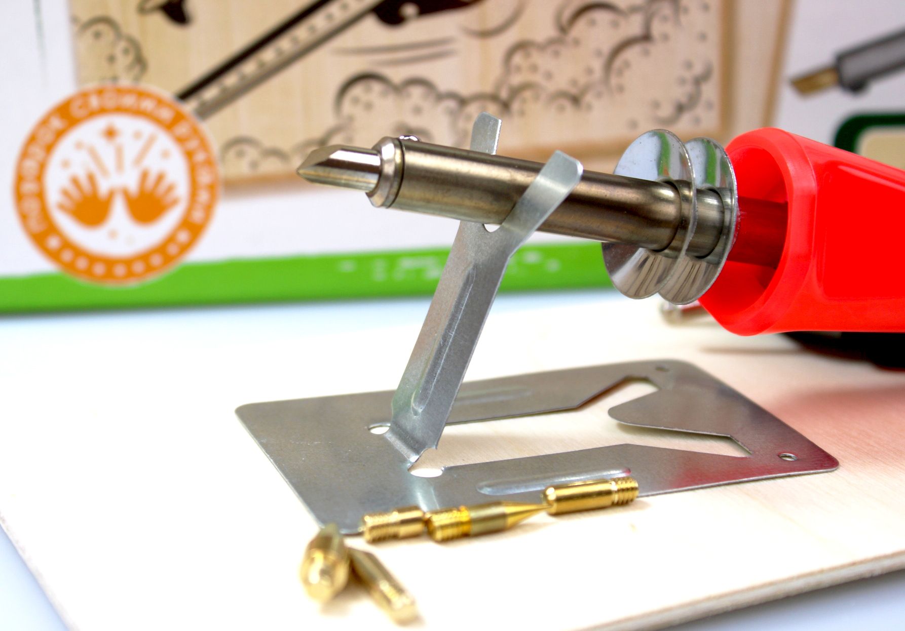 Прибор для выжигания с насадками