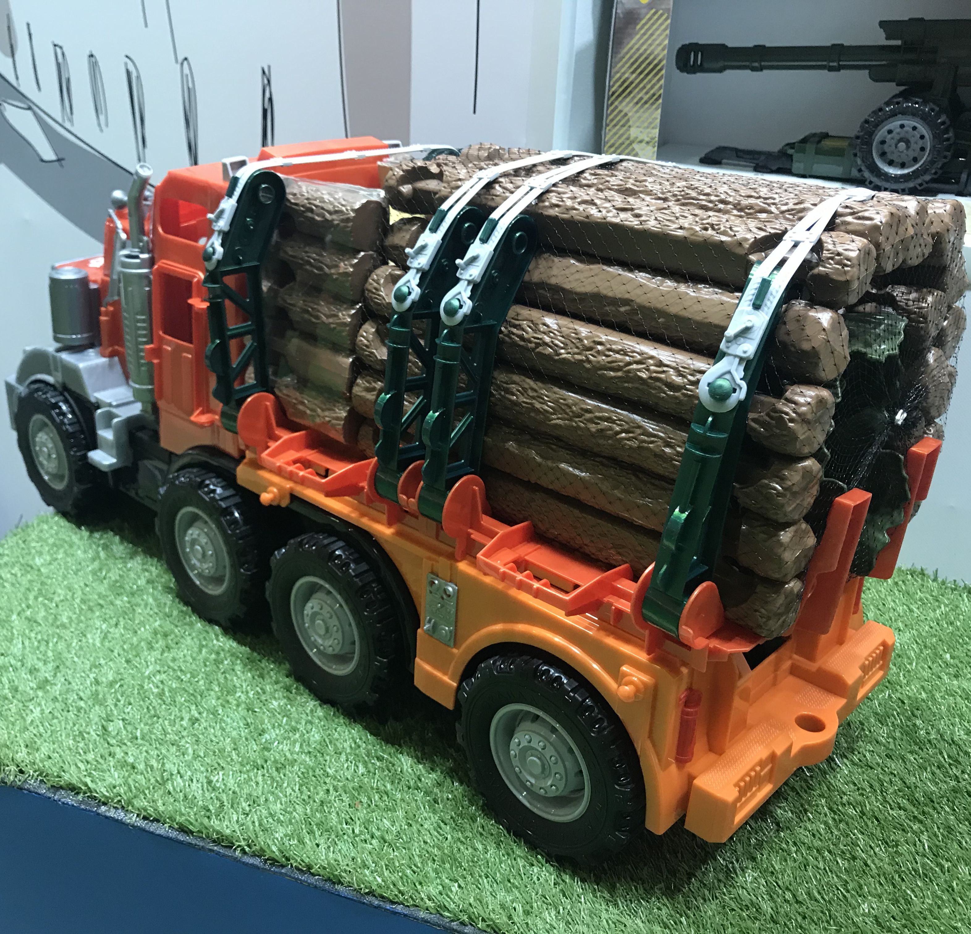 Игрушка лесовоз большой