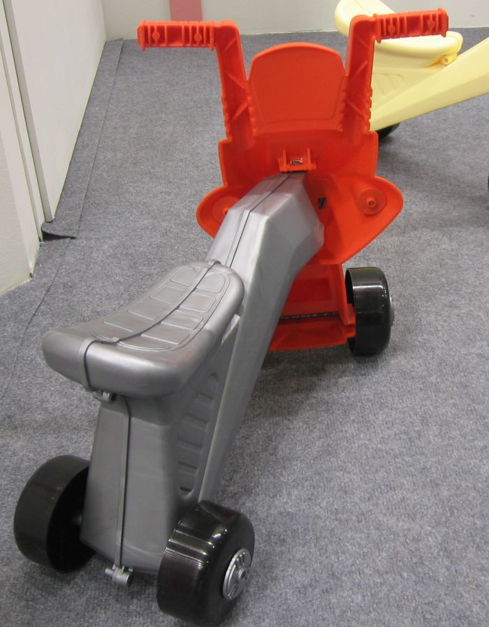 Каталка Мишка огонек детская.