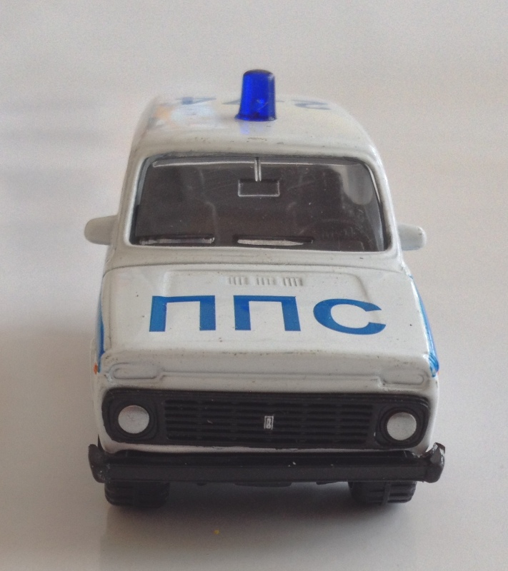 Игрушечная мини Lada 4х4 Нива милиция