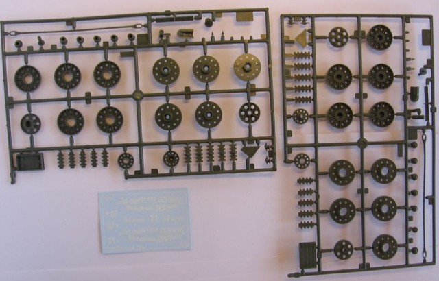 Сборная модель Т-34 Сборная модель Т-34