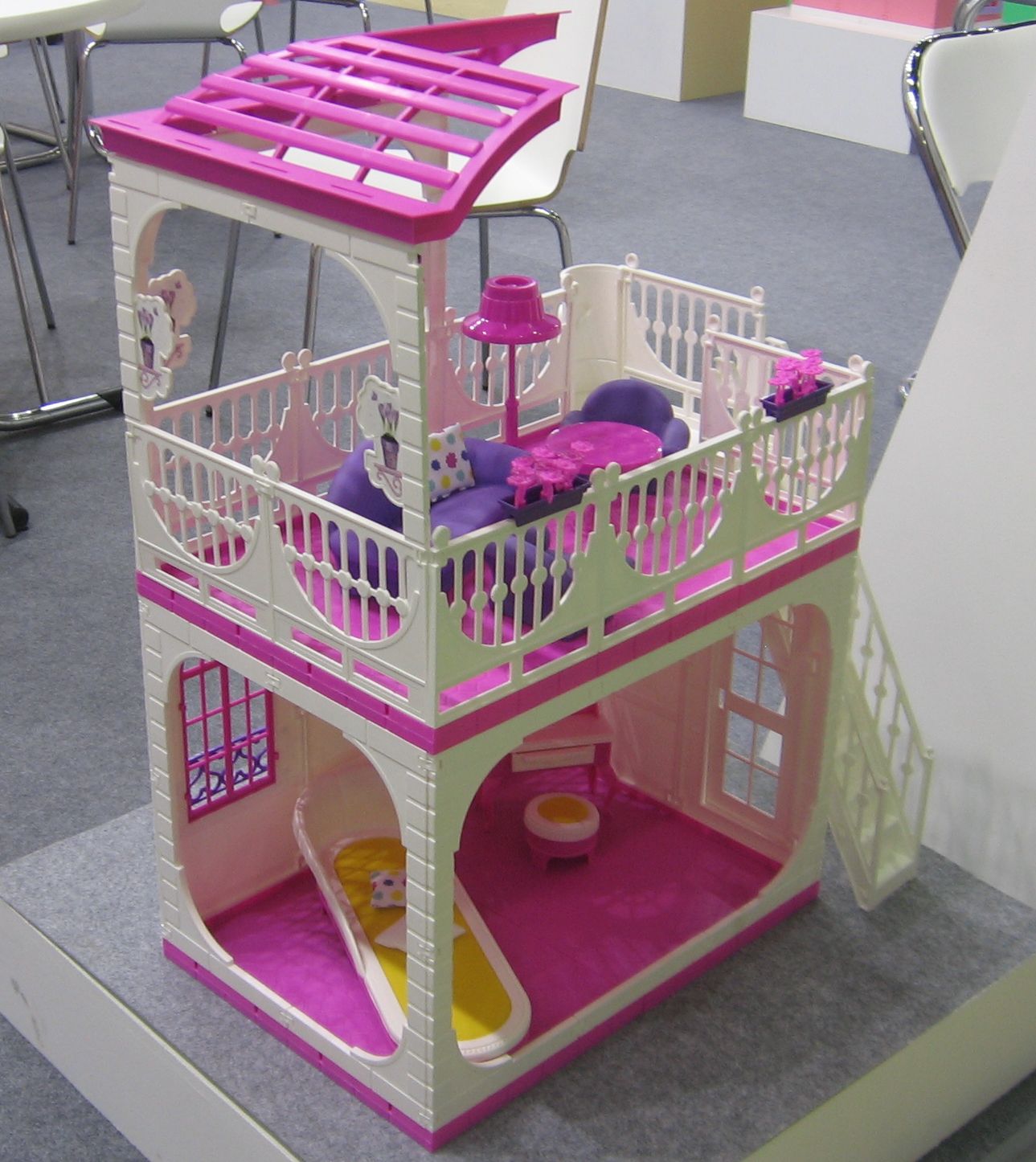 Кукольный домик. Купить домик кукольный.