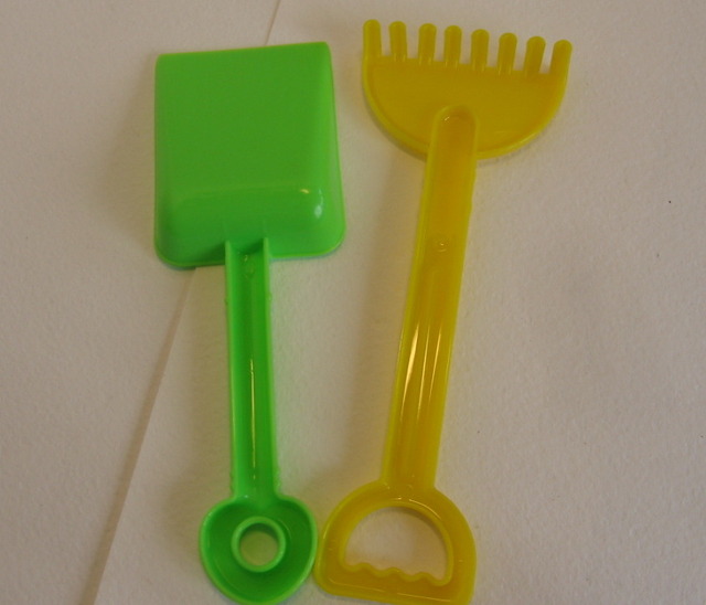 Лопатка детская для песка.