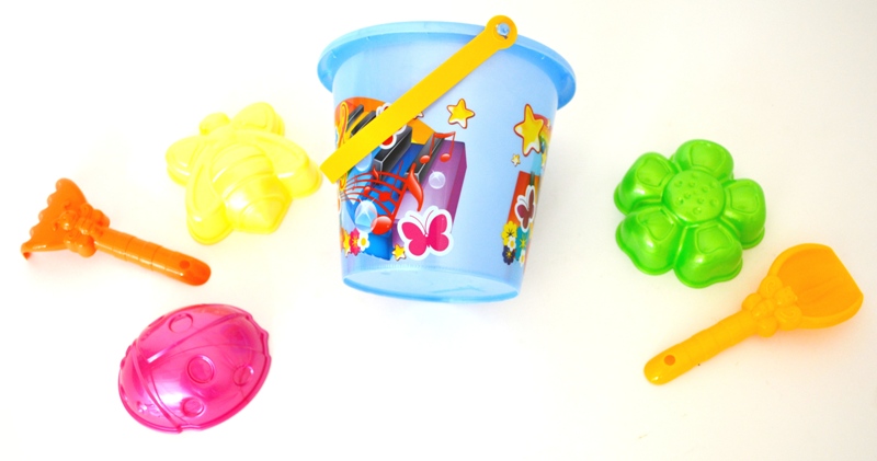 Детское ведерко в наборе с формочками