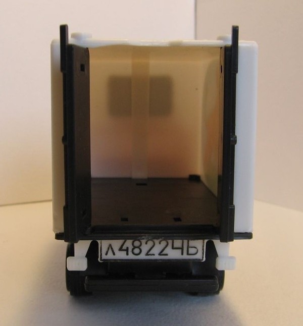 Машинка фургон малый - 20 см Машинка фургон малый - 20 см