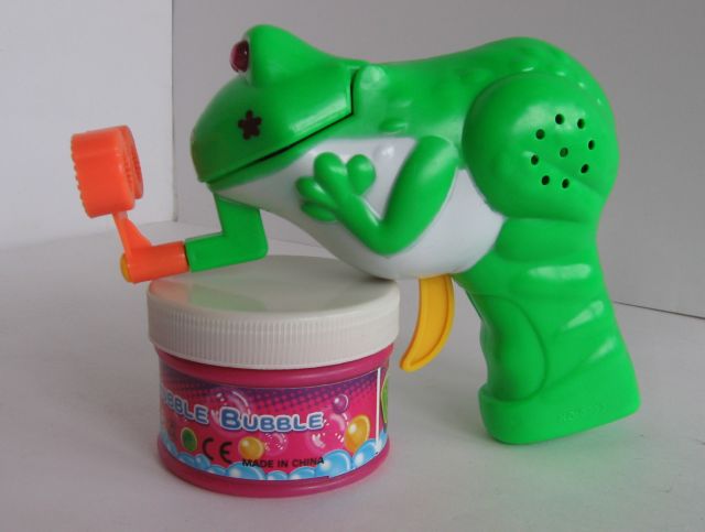 Машинка для мыльных пузырей.