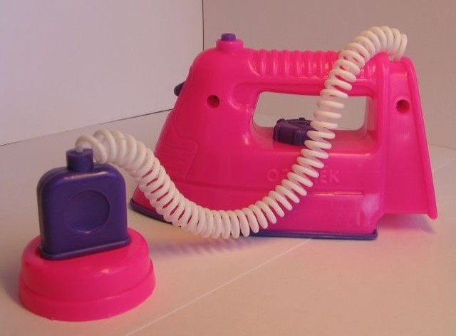 Детский утюг купить в интернет магазине.