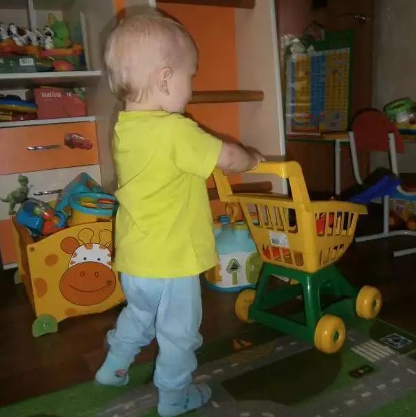 Детская покупательская тележка