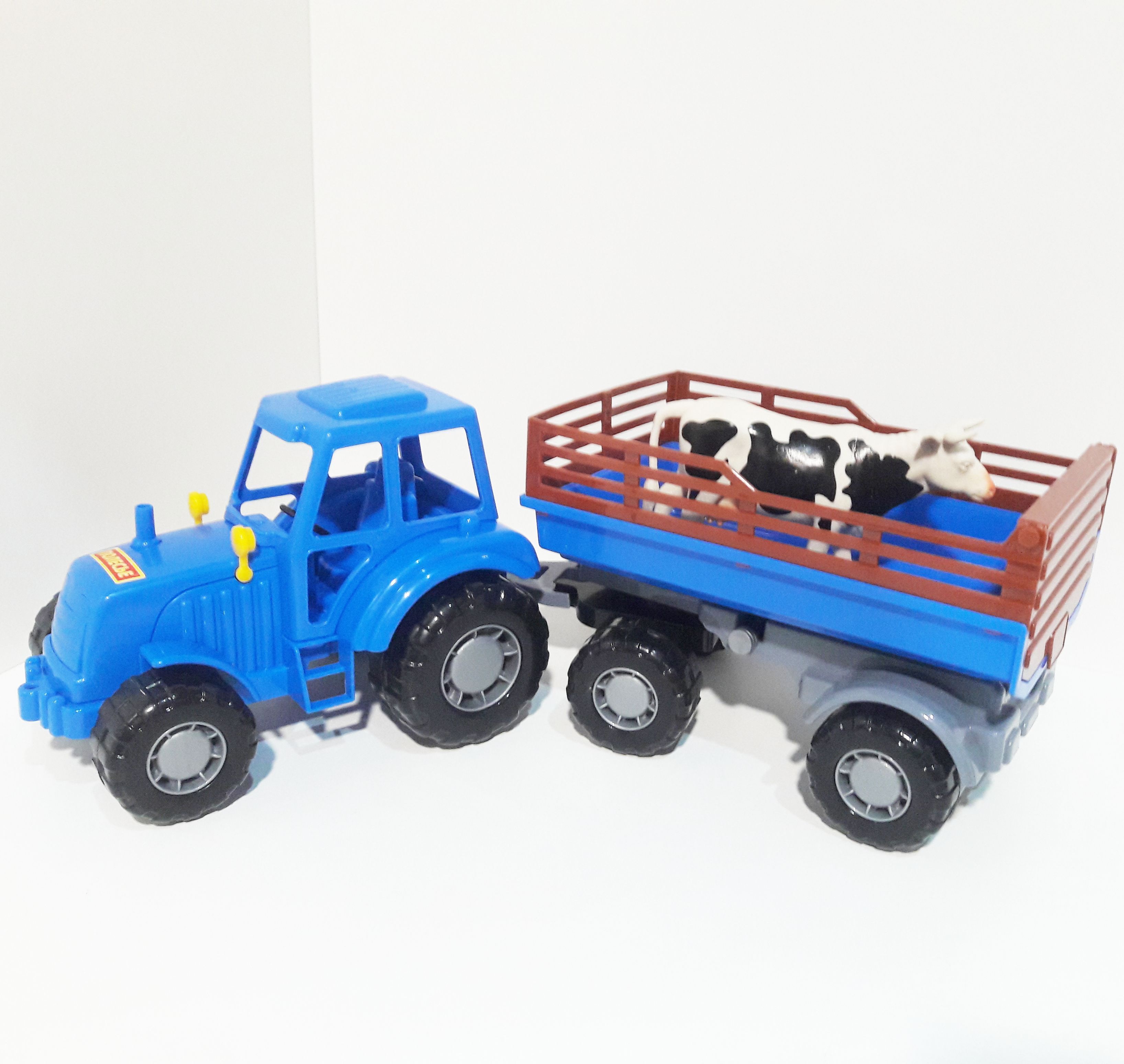 Синий трактор с прицепом 44 см и животное корова