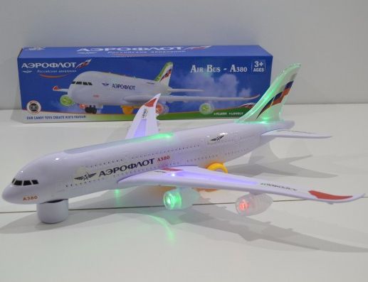 Игрушечный самолет Airbus A330-130RU Игрушечный самолет Airbus A330-130RU