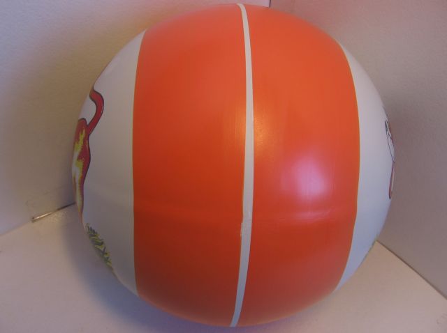 Мяч для игры. Детский мяч. Резиновые мячи