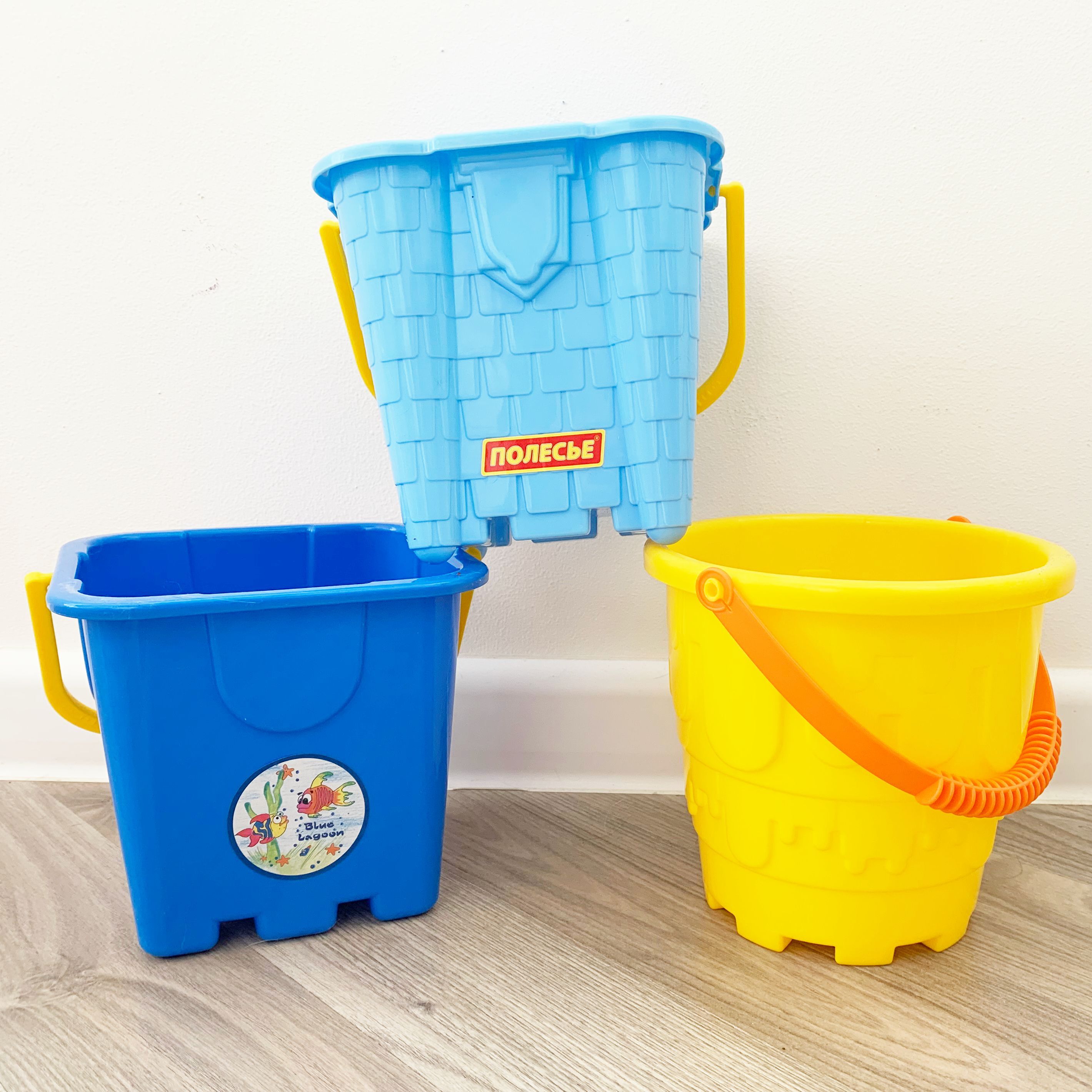 Набор 3 шт. разных детских пластмассовых ведерок Замок, Крепость, Башня  Полесье
