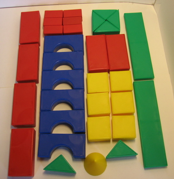 Набор геометрических мини фигур из пластмассы Теремок №2