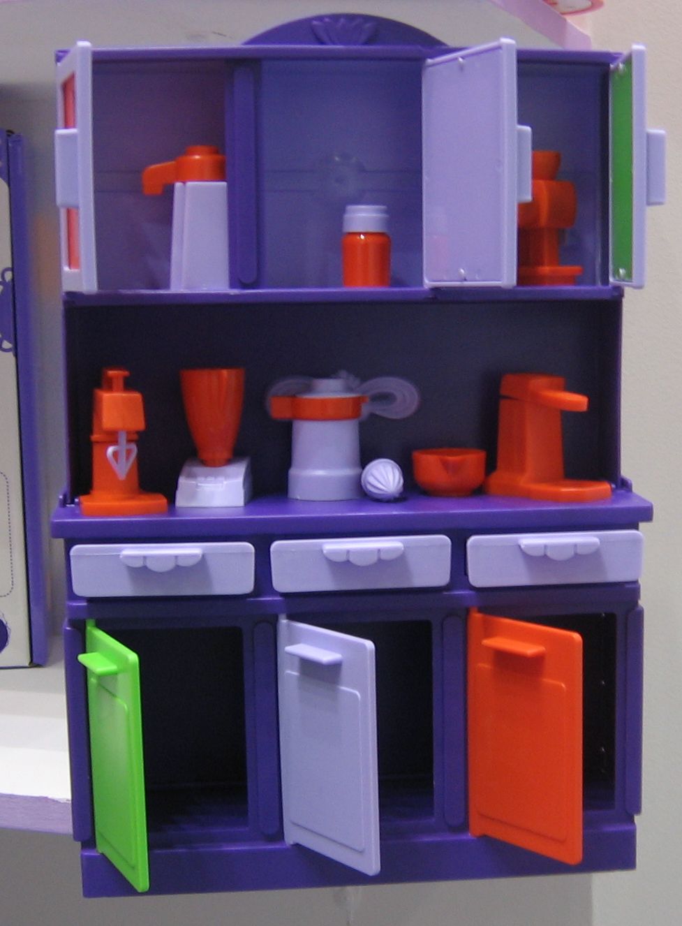 Кукольный буфет. Игрушечный буфет для кукольного домика. Кукольный буфет. Игрушечный буфет для кукольного домика.