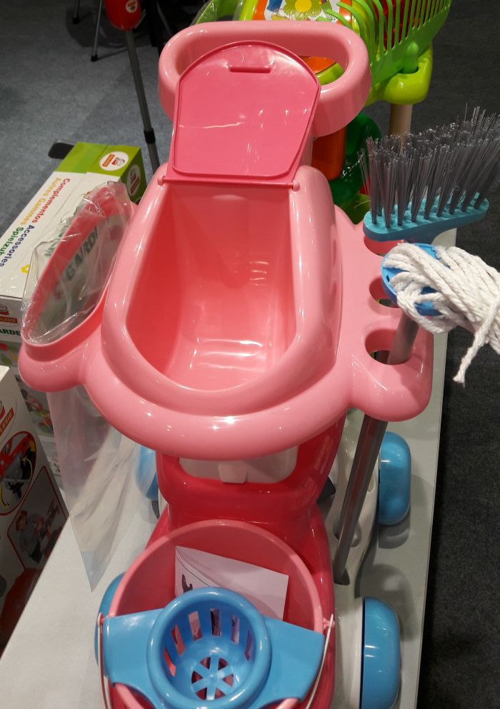 Детский набор для уборки на тележке Помощница-4