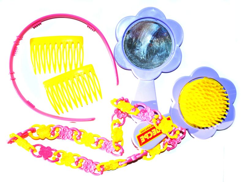 Набор бижутерии. Детский набор бижутерии.