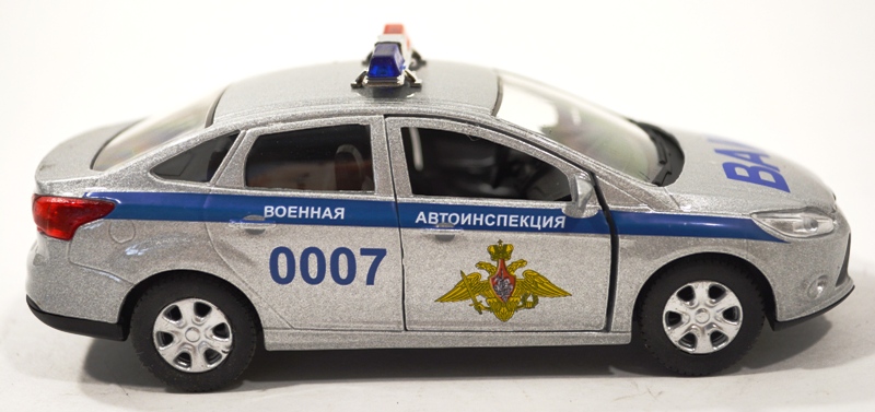 Автомобиль Ford Focus. Автомобиль ВАИ. Ford focus игрушка