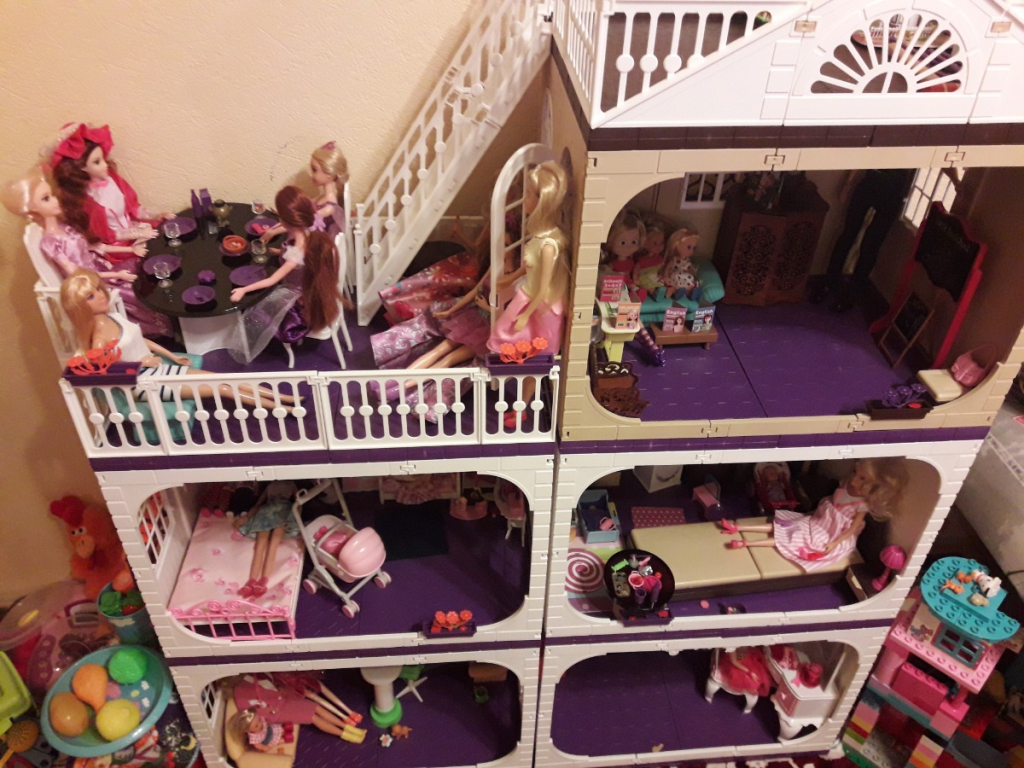 строим многоэтажный кукольный домик строим многоэтажный кукольный домик