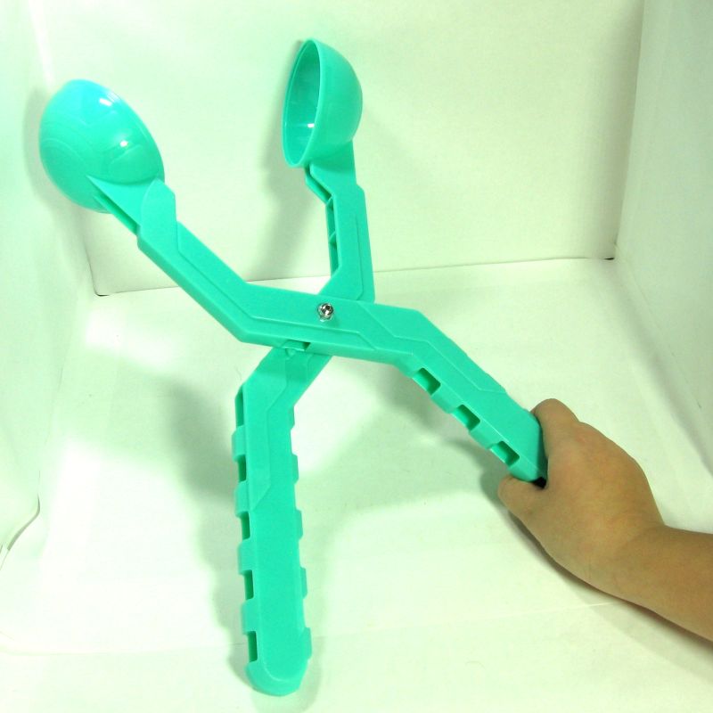 Снежодел с удобными ручками Снежодел с удобными ручками