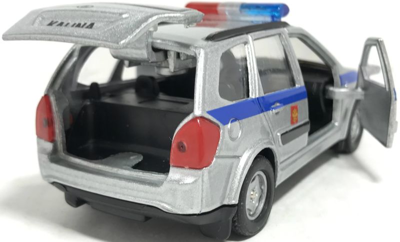 igrushechnaya-model-lada-kalina-cross-policiya-05.jpg